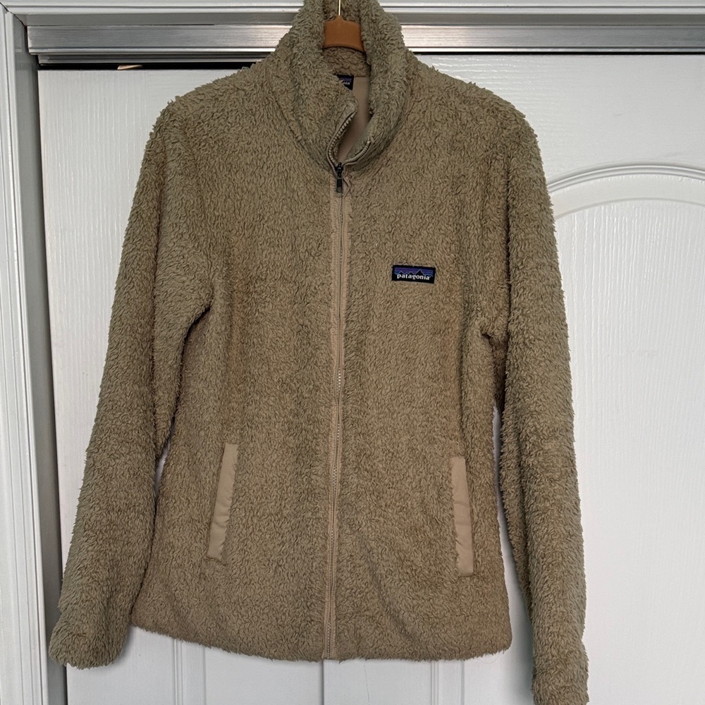 Patagonia Women's Cozy Tan Teddy Jacket